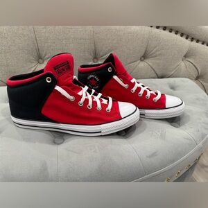 Men’s Converse Sneakers